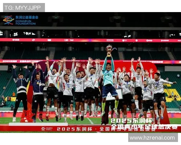 金牛座足球球星盘点:这些球员在绿茵场上展现坚韧与稳健 金牛座足球球星盘点:这些球员在绿茵场上展现坚韧与稳健